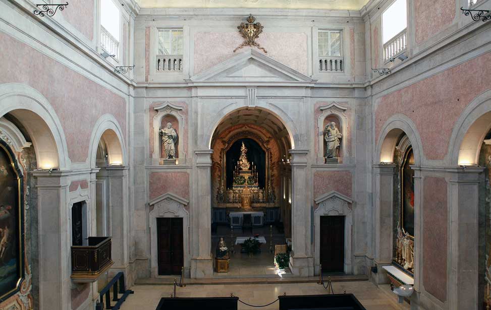 Conceição Velha Church - Interior