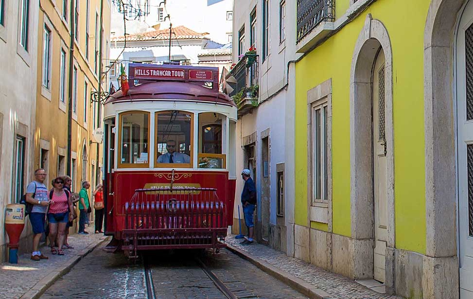 Hop-on Hop-off Bus, Boat & Tramcar Lisbon: 72-Hour All in one Tour