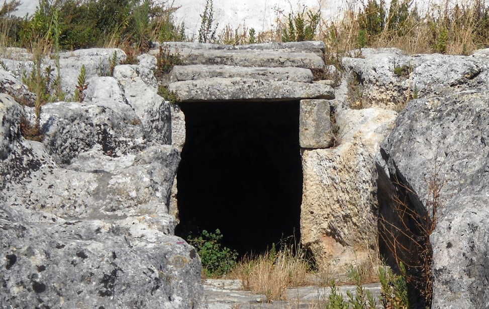 Artificial caves of Alapraia