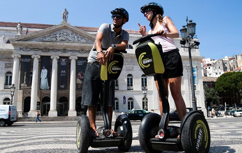 Segway Medieval Tour of Alfama and Mouraria